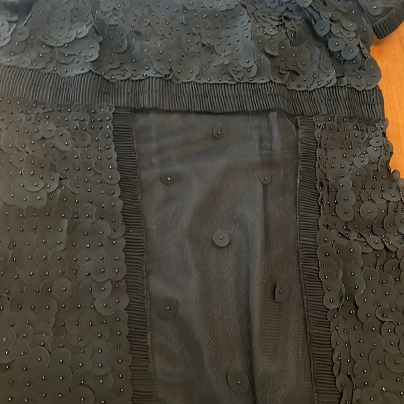 St. John Couture Black dress with micro hand sewn dots sized 4 - Picture 9 of 11